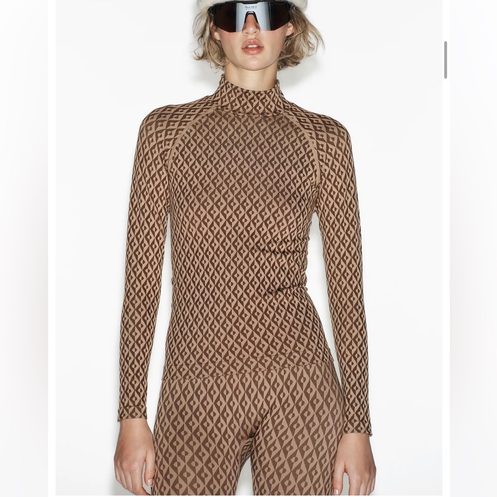 ZARA THERMAL JACQUARD SEAMLESS THERMOLITE® CORE SKI LEGGINGS and THERMAL T-SHIRT